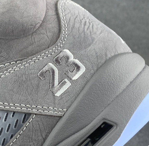 Air Jordan 5 Retro 'Wolf Grey' 2026