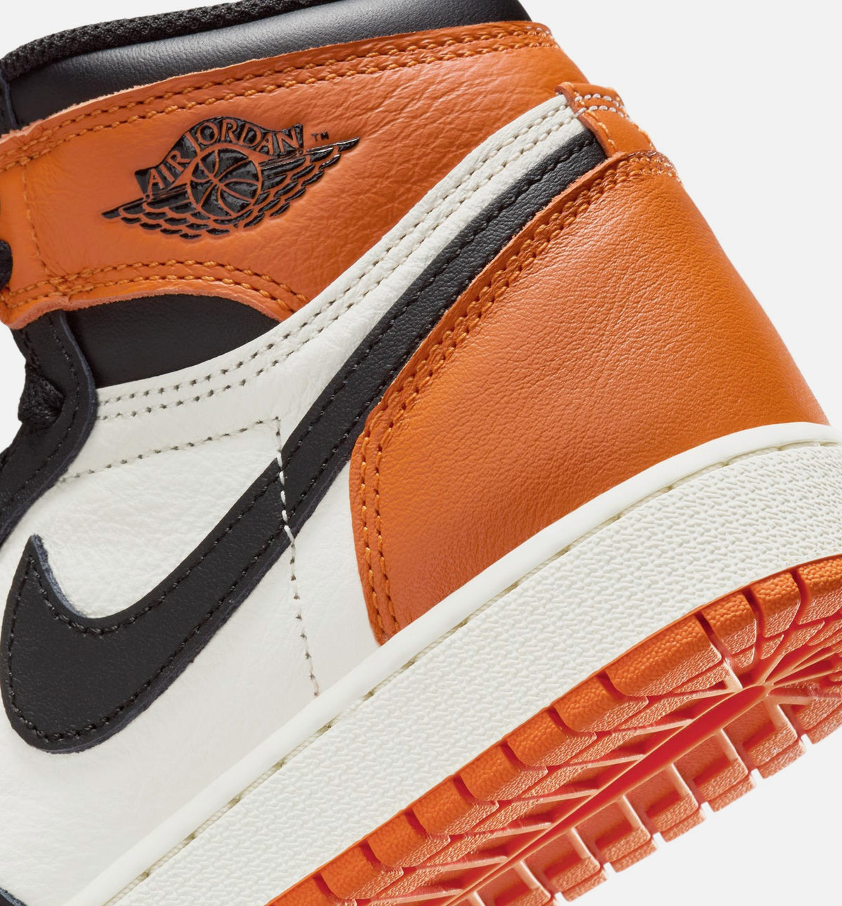 Air Jordan 1 Retro High OG Grade School Lifestyle Shoe - Black/Sail/Starfish
