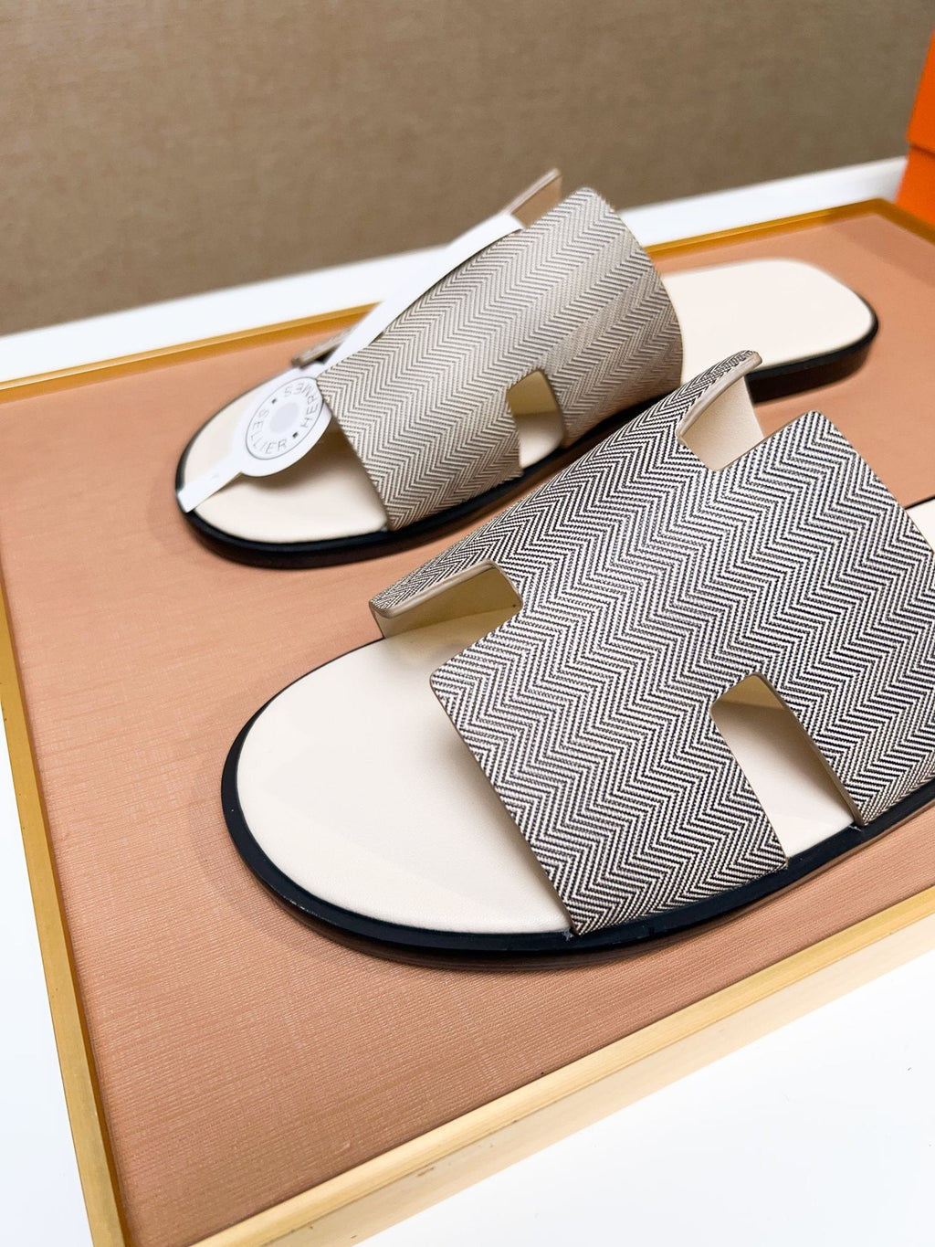 Hermès H-Upper Slide Sandals - Light Gray