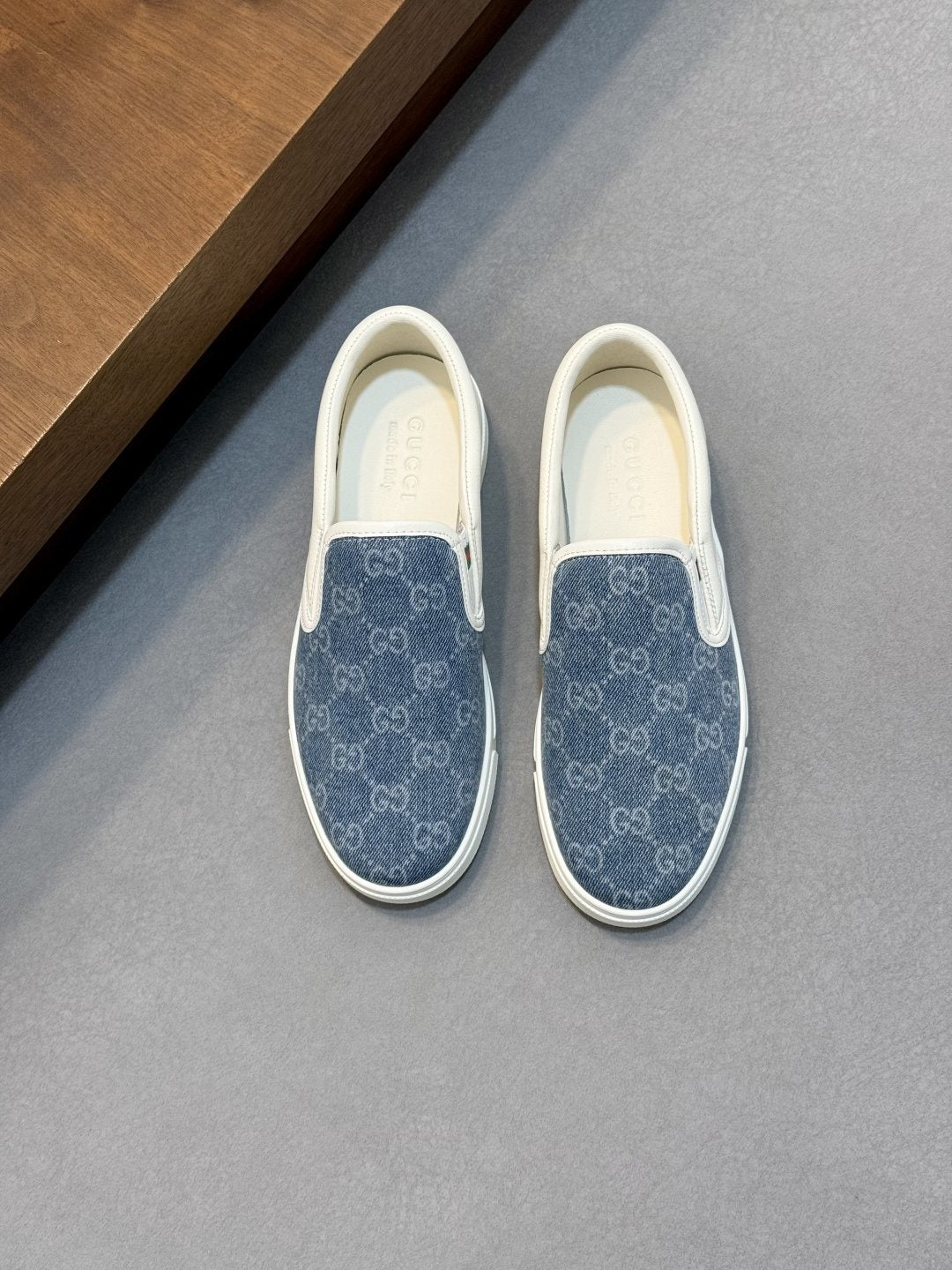 Gucci Blue Patterned Slip-On Sneakers