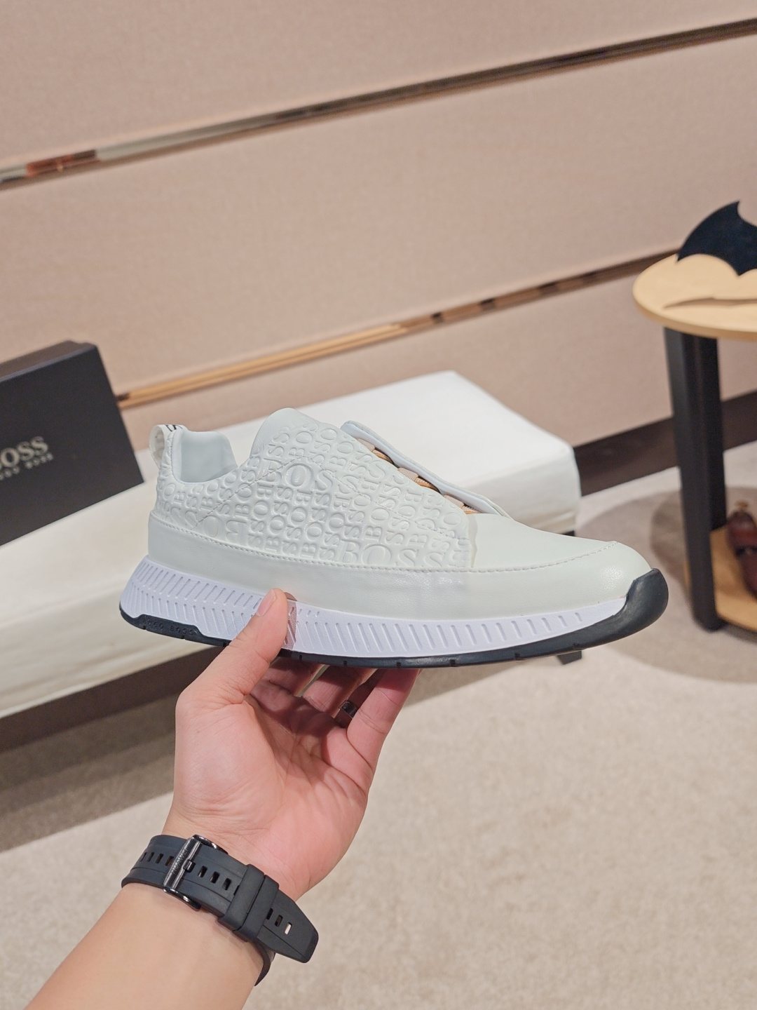 Hugo Boss Men's White Textured Low-Top Sneakers