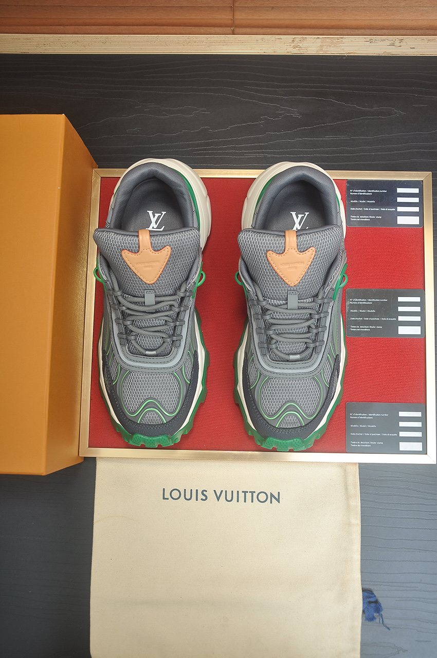 Louis Vuitton Low-Top Lug Sole Sneakers