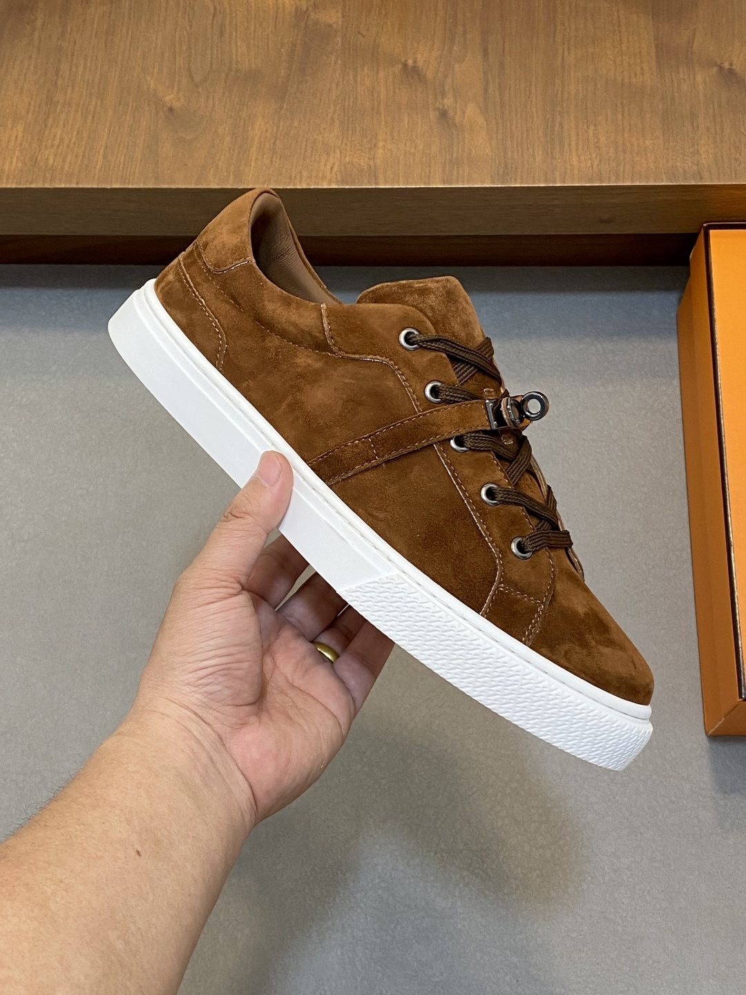 Hermès H-Detail Low-Top Sneakers