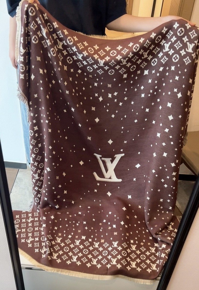 Louis Vuitton Starry Monogram Fringed Wrap